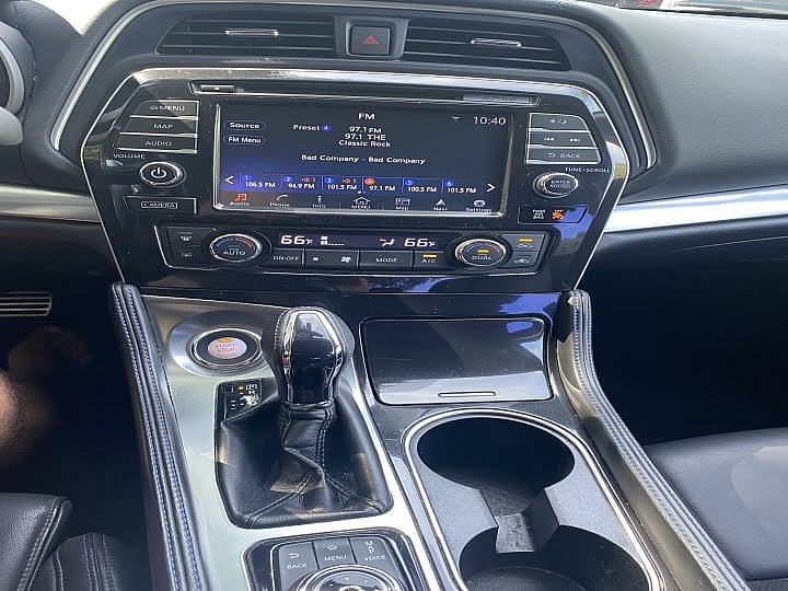 2016 Nissan Maxima