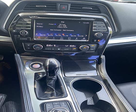 2016 Nissan Maxima
