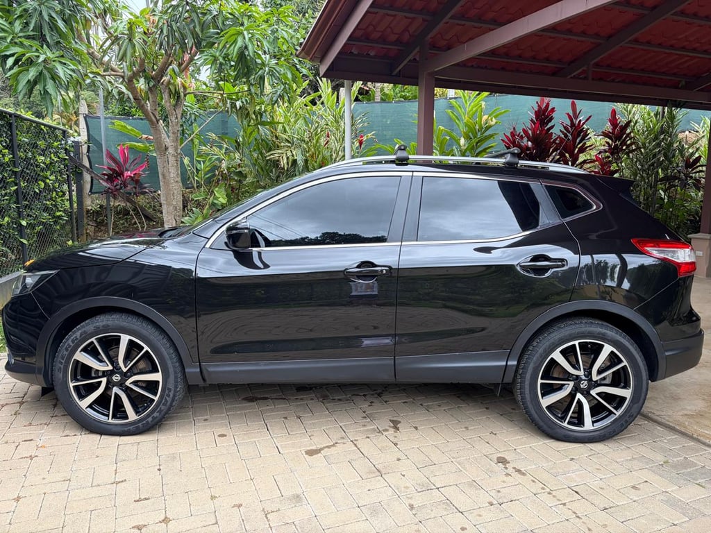 2017 Nissan Qashqai