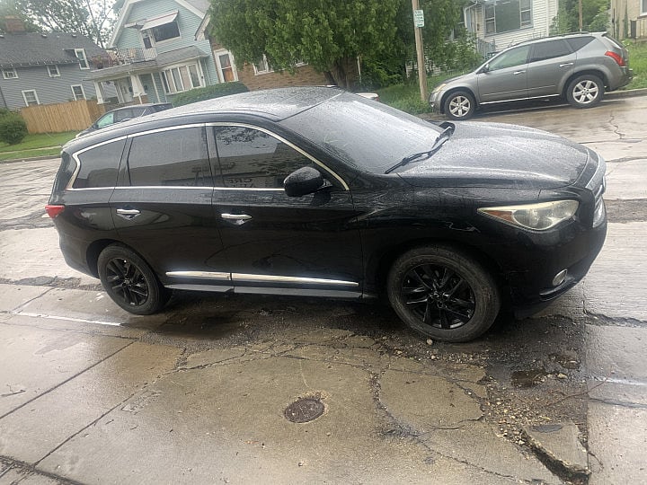 2013 INFINITI