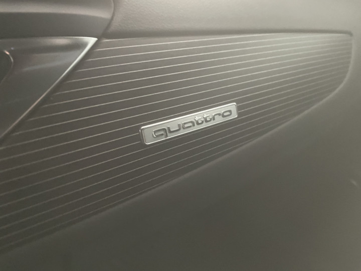 Audi S6 03031