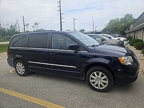 2014 CHRYSLER Town and Country