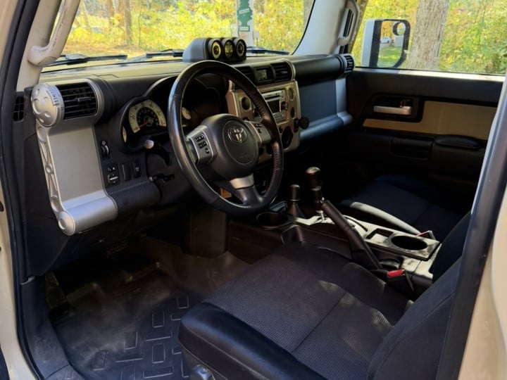 Toyota FJ Cruiser 14517