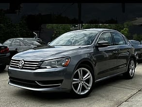 2014 VOLKSWAGEN Passat