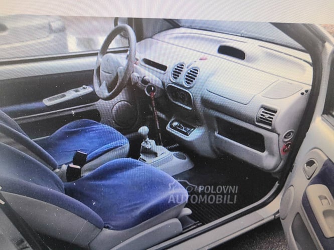 2001 Renault Twingo