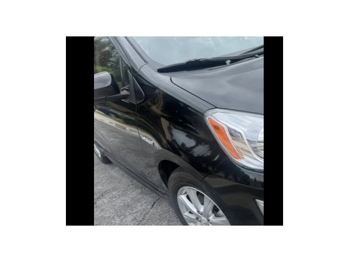Toyota Prius c 91748