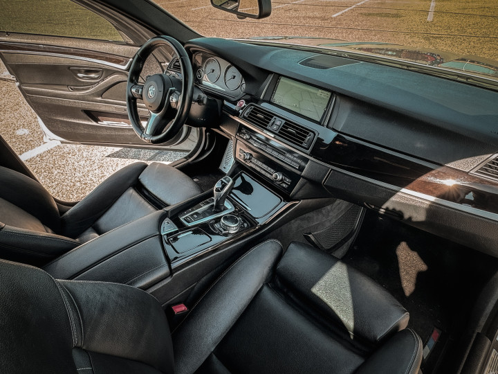 BMW 55906