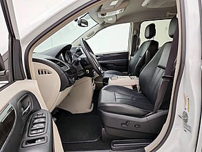 2016 Chrysler Town and Country