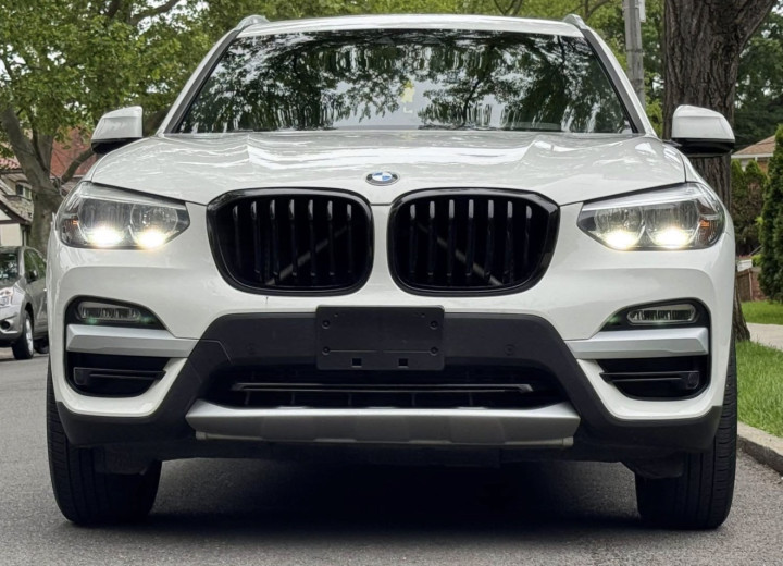 2019 BMW