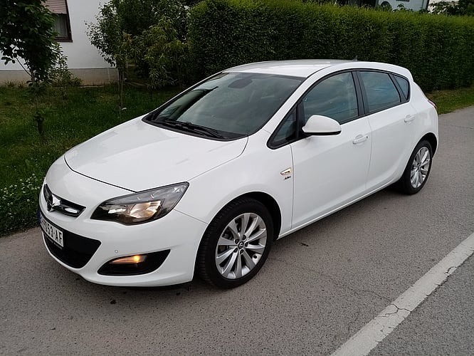 2014 Opel Astra