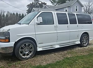 2011 CHEVROLET Express