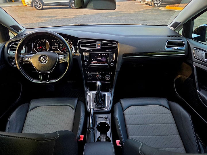 2015 Volkswagen Golf SportWagen