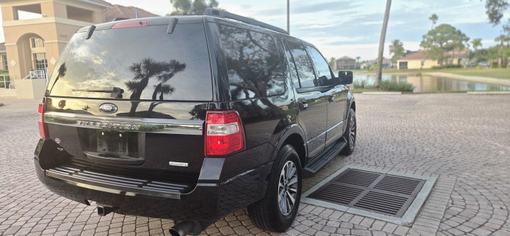 Ford Expedition 2017