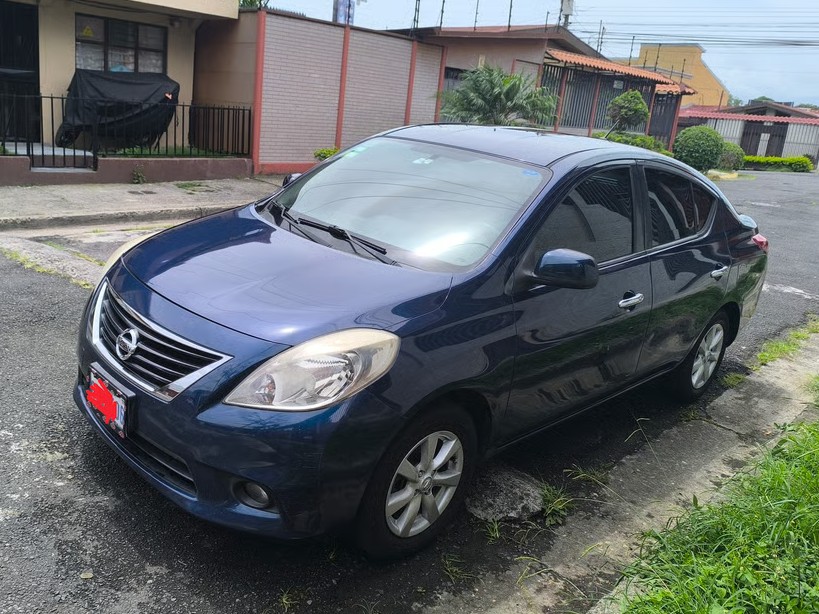 2013 Nissan Versa
