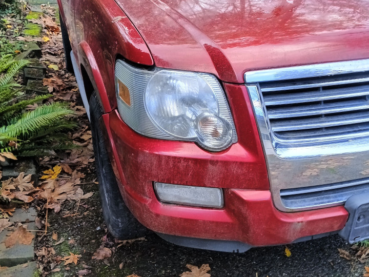 Ford Explorer 98001