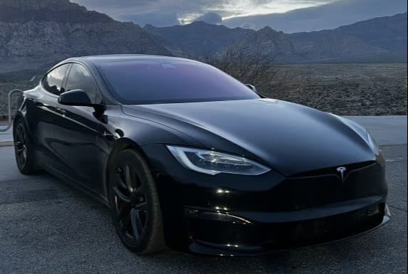 2022 Tesla