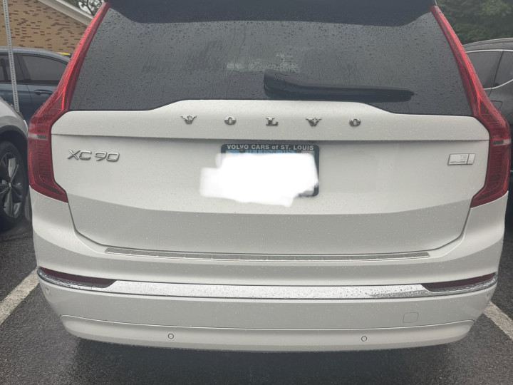 2023 Volvo XC90