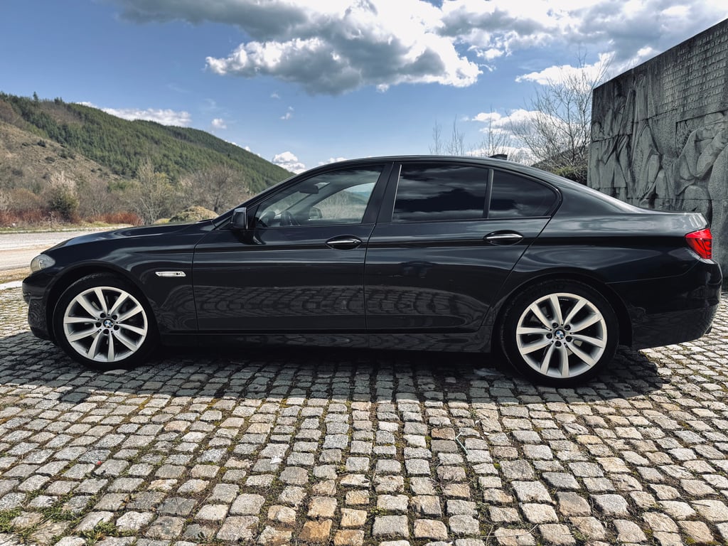 2011 BMW 5 series