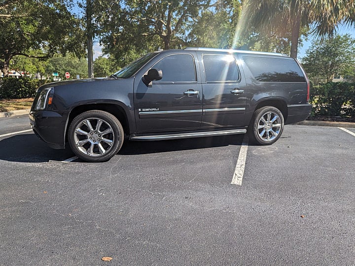 GMC Yukon XL 2009