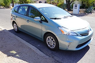2013 TOYOTA Prius v