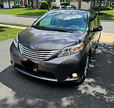 2013 TOYOTA Sienna