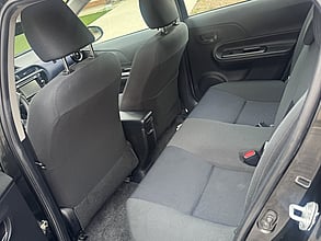 2017 TOYOTA Prius c