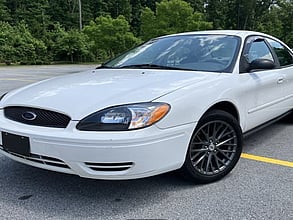 2006 FORD Taurus