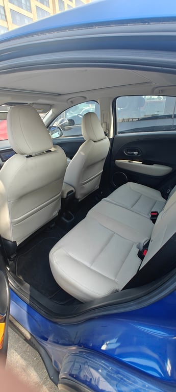 car-3