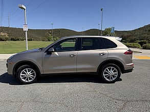 2018 PORSCHE Cayenne