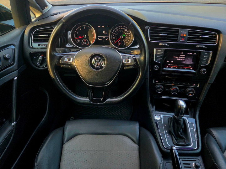 2015 Volkswagen Golf SportWagen