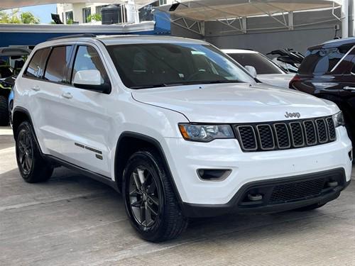 2017 Jeep Grand Cherokee