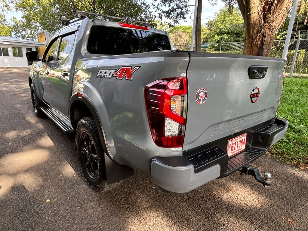 2023 Nissan Frontier
