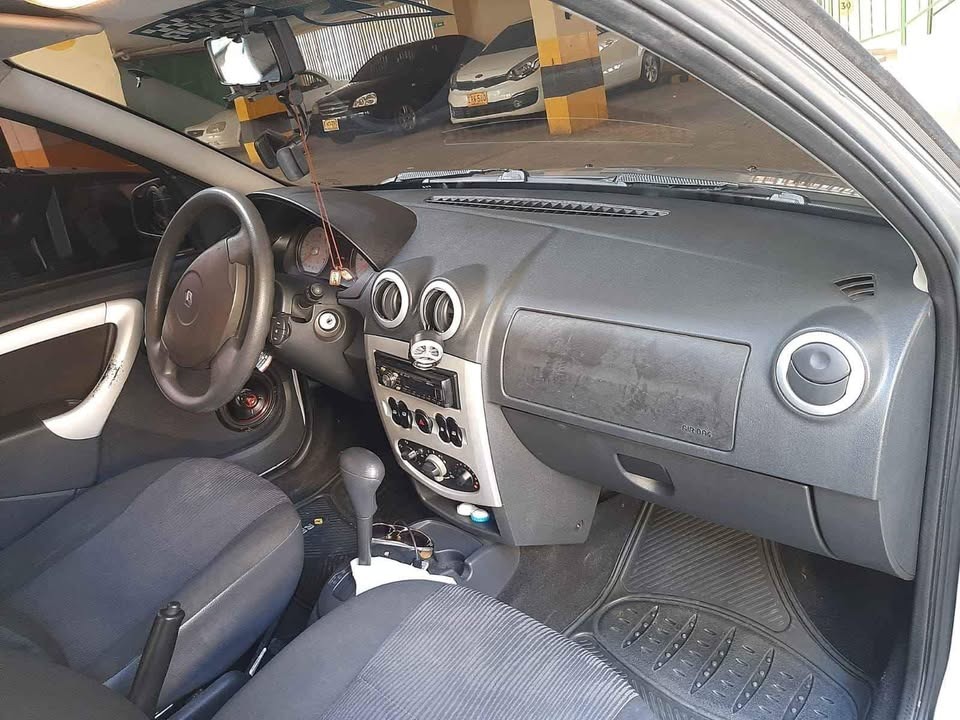 2012 Renault Sandero