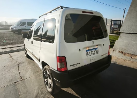 2016 Peugeot Partner
