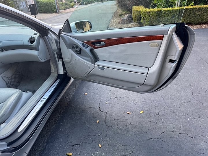 Mercedes-Benz SL-Class