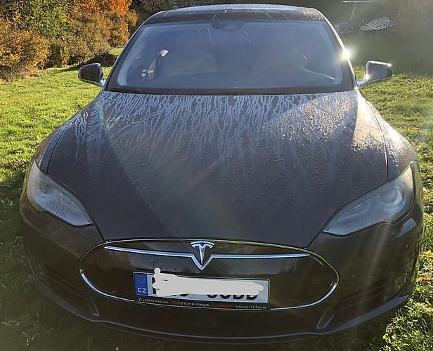 2015 Tesla Model S