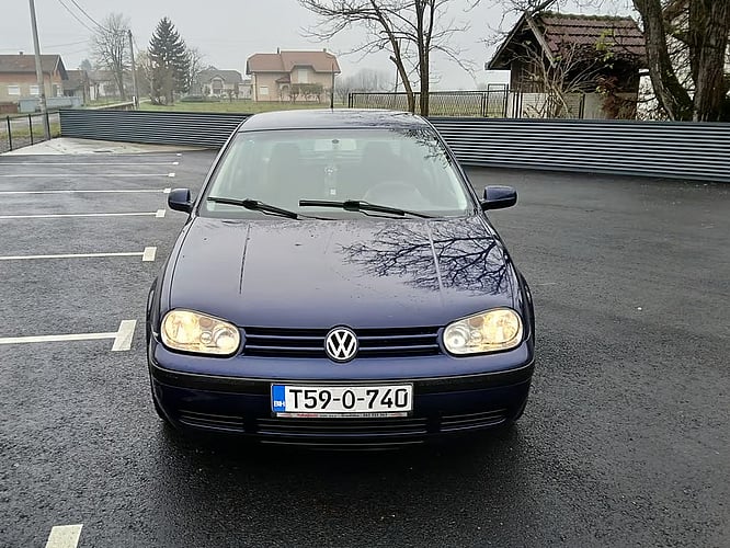 2001 Volkswagen Golf