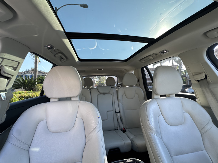 2020 Volvo XC90