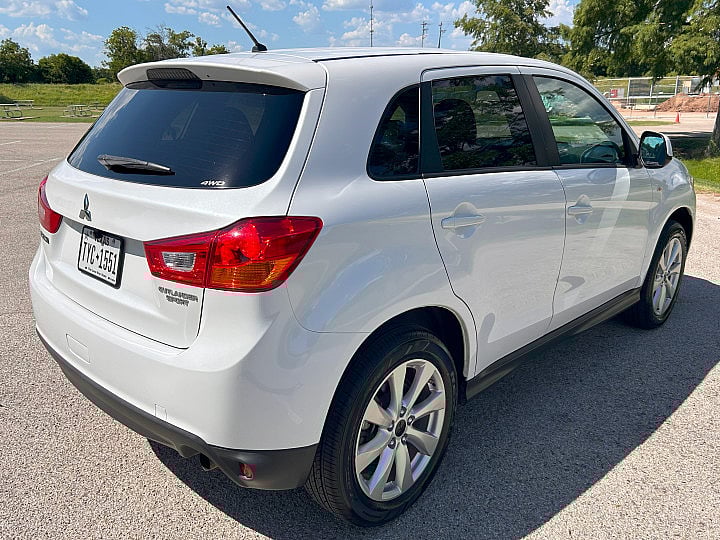 Mitsubishi Outlander Sport