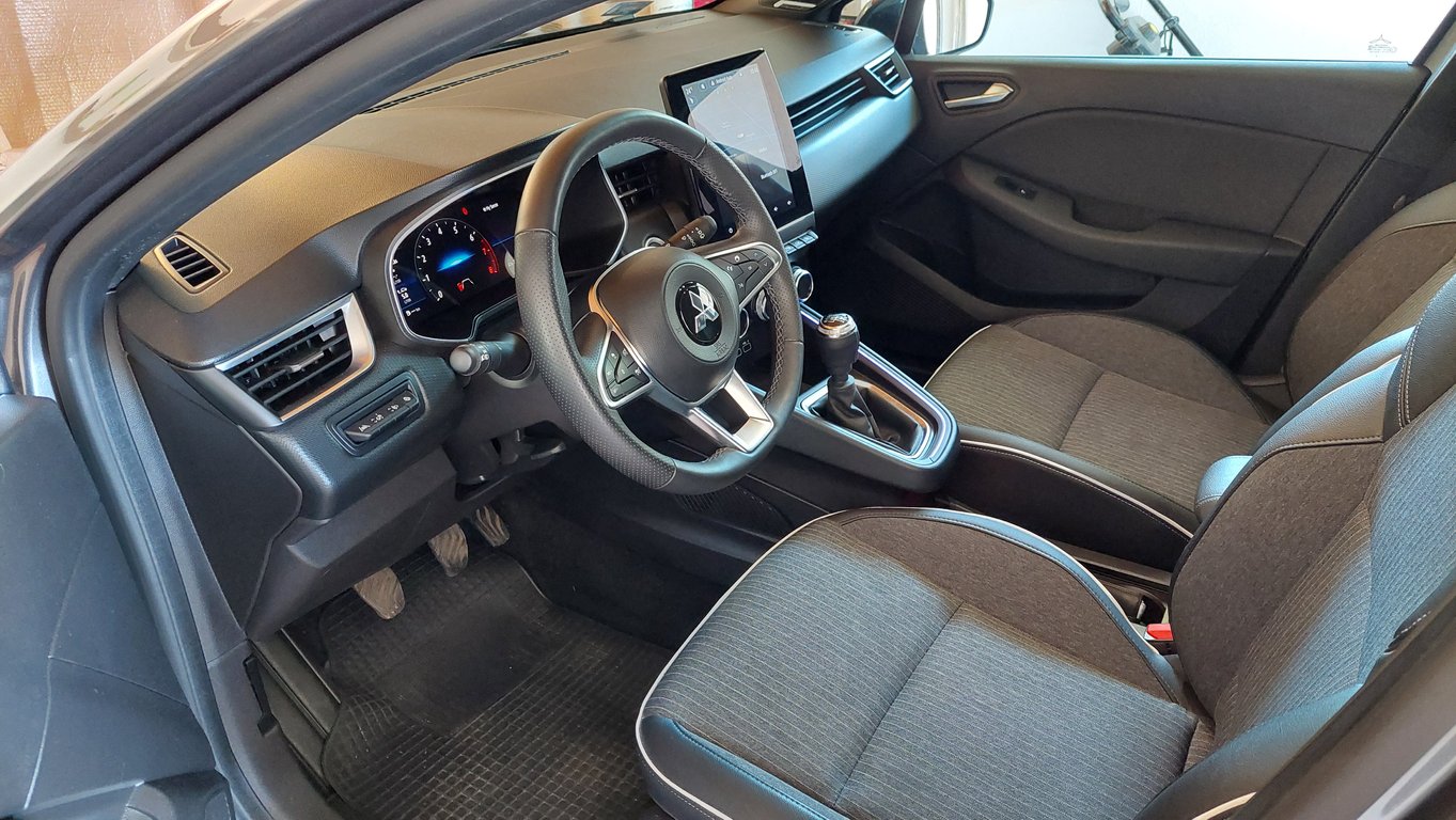 2024 Mitsubishi Colt