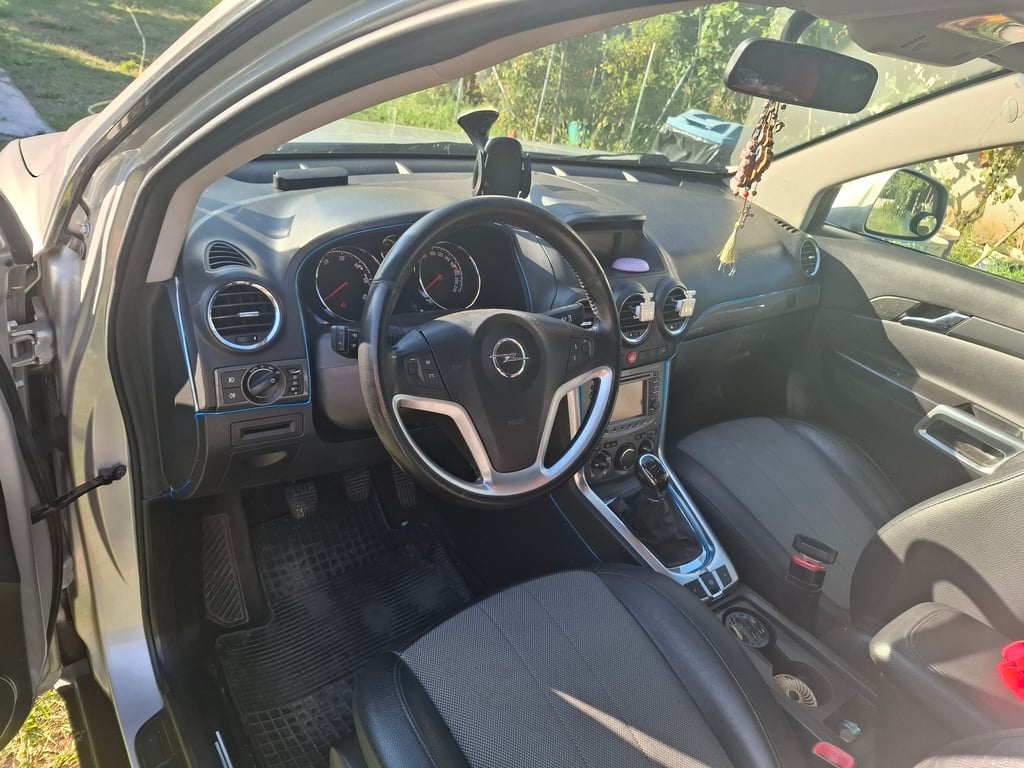 2012 Opel Antara