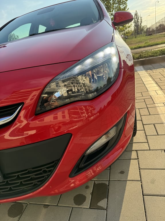 2014 Opel Astra