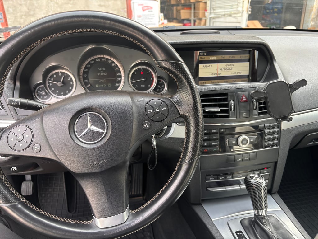 2010 Mercedes-Benz E-Class