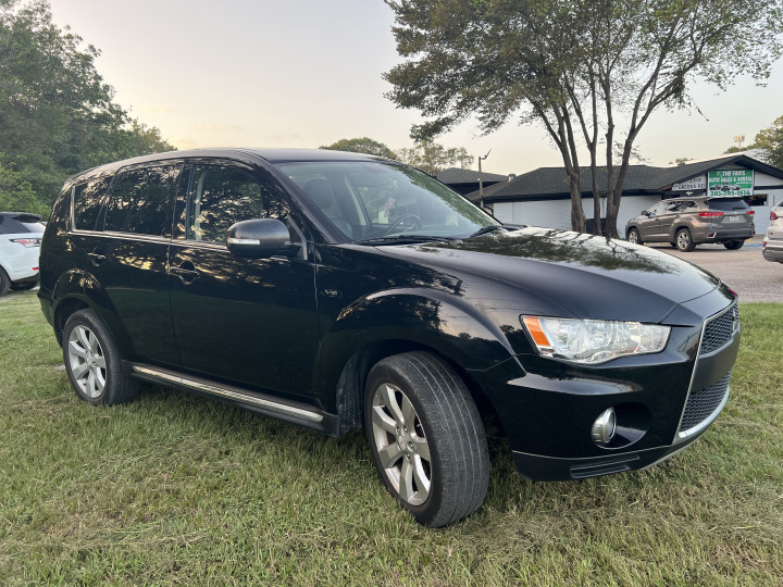 Mitsubishi Houston