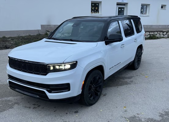 2023 Jeep Wagoneer