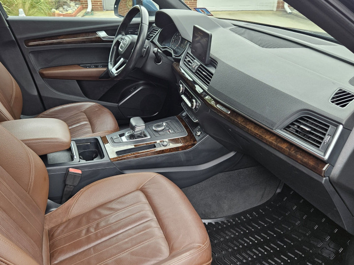 Audi 08701
