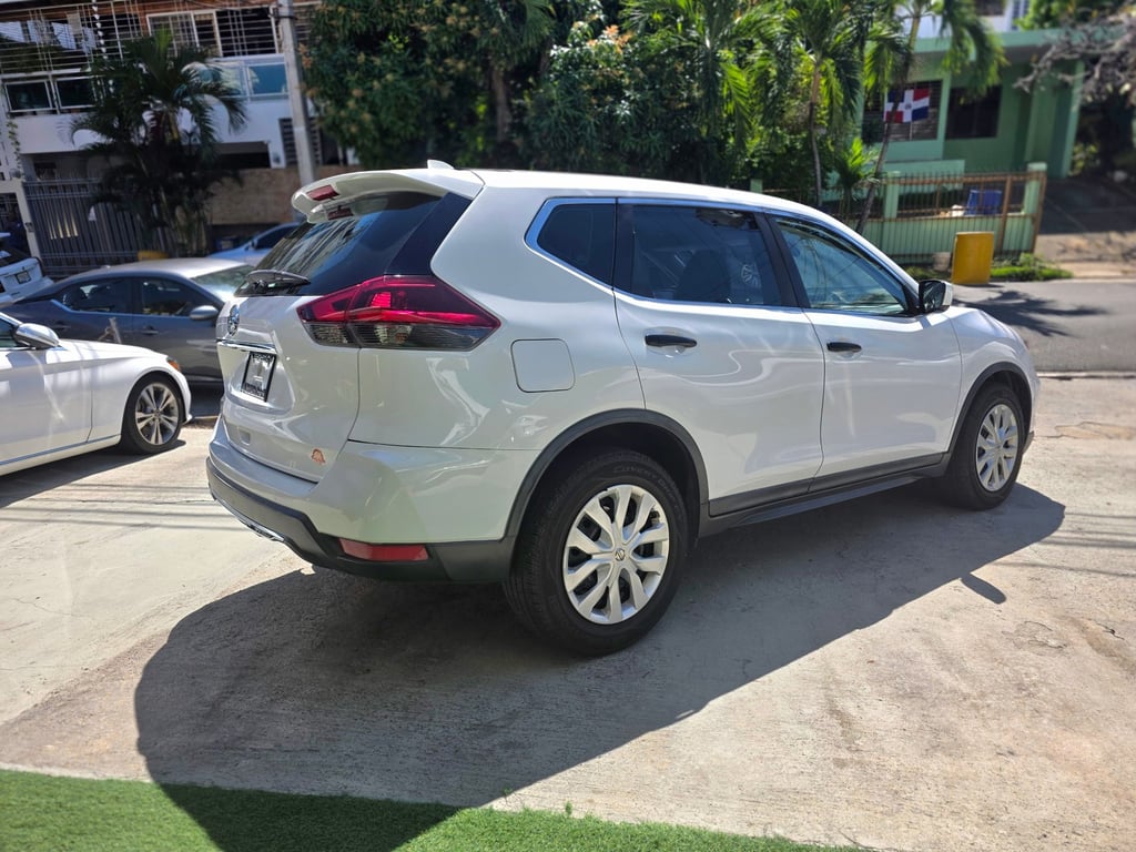 2020 Nissan Rogue