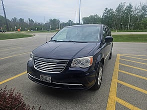 2014 CHRYSLER Town and Country