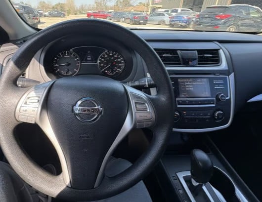 Nissan Katy