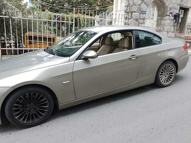 2008 BMW E9